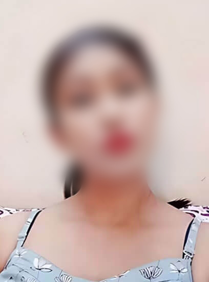 Sita Delhi shopping girl